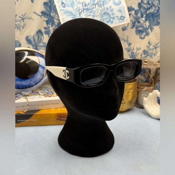 🆕 CHANEL 🧿 NWOT CH5525 Black & White Square Acetate Polarized Sunglasses - Picture 3 of 16